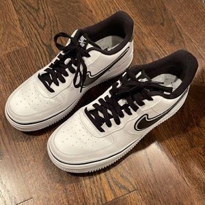 AIR FORCE 1 ‘07 LV8 SPORT W/ BOX